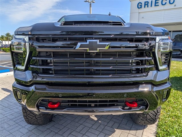 2026 Chevrolet Silverado 2500HD LT photo 3