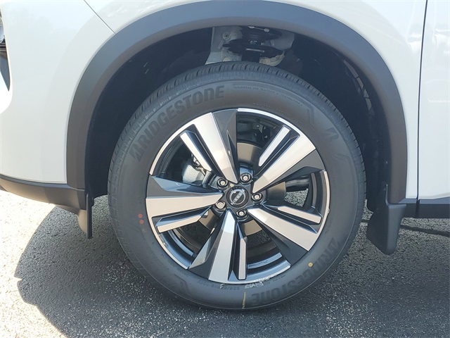 2025 Nissan Rogue SL photo 4