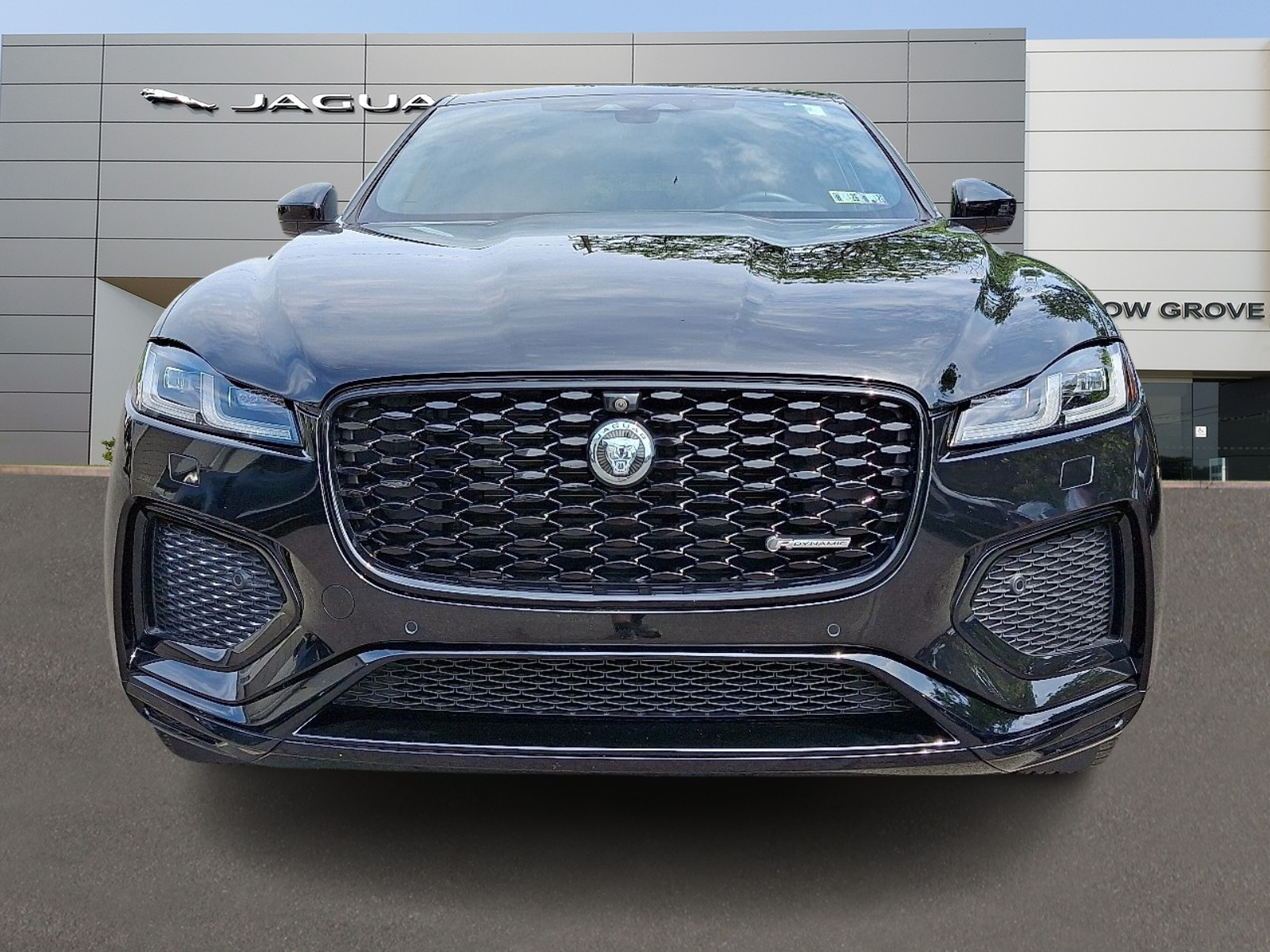 2025 Jaguar F-PACE R-Dynamic S P250 photo 5