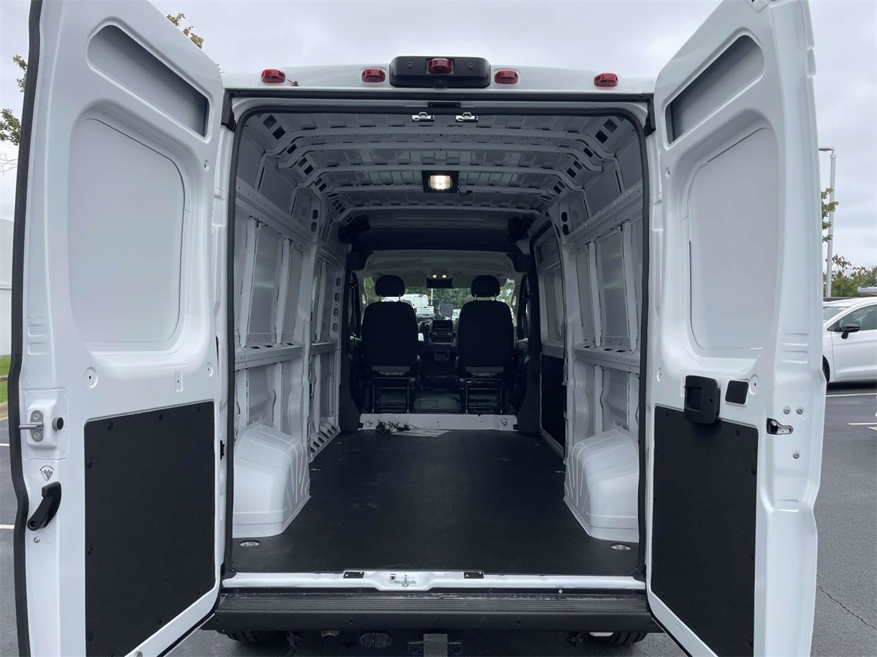 2025 Ram ProMaster 2500 photo 22