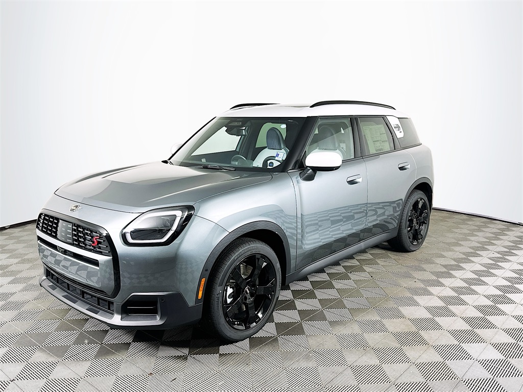 2026 MINI Countryman S's photo