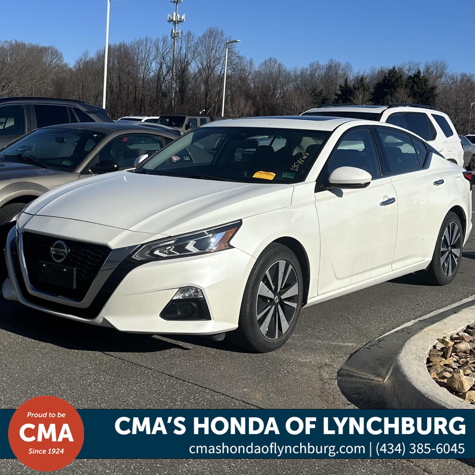 2022 Nissan Altima SL's photo