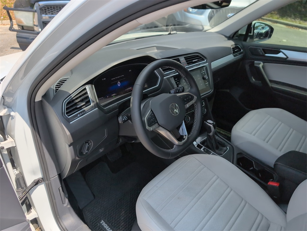 2024 Volkswagen Tiguan S photo 9