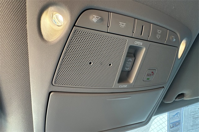 2021 Nissan Maxima Platinum photo 23