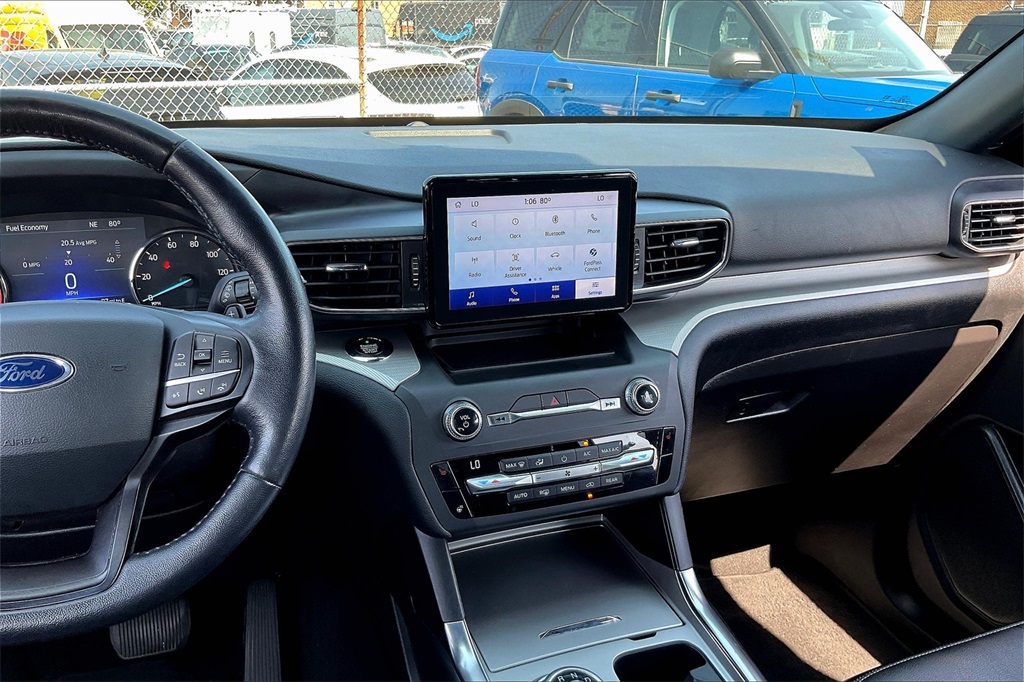 2020 Ford Explorer XLT photo 5