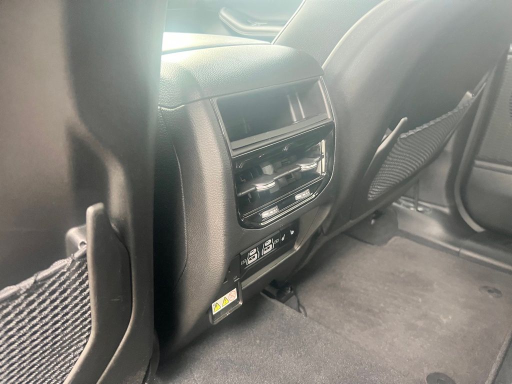 2023 Jeep Grand Cherokee Limited photo 18