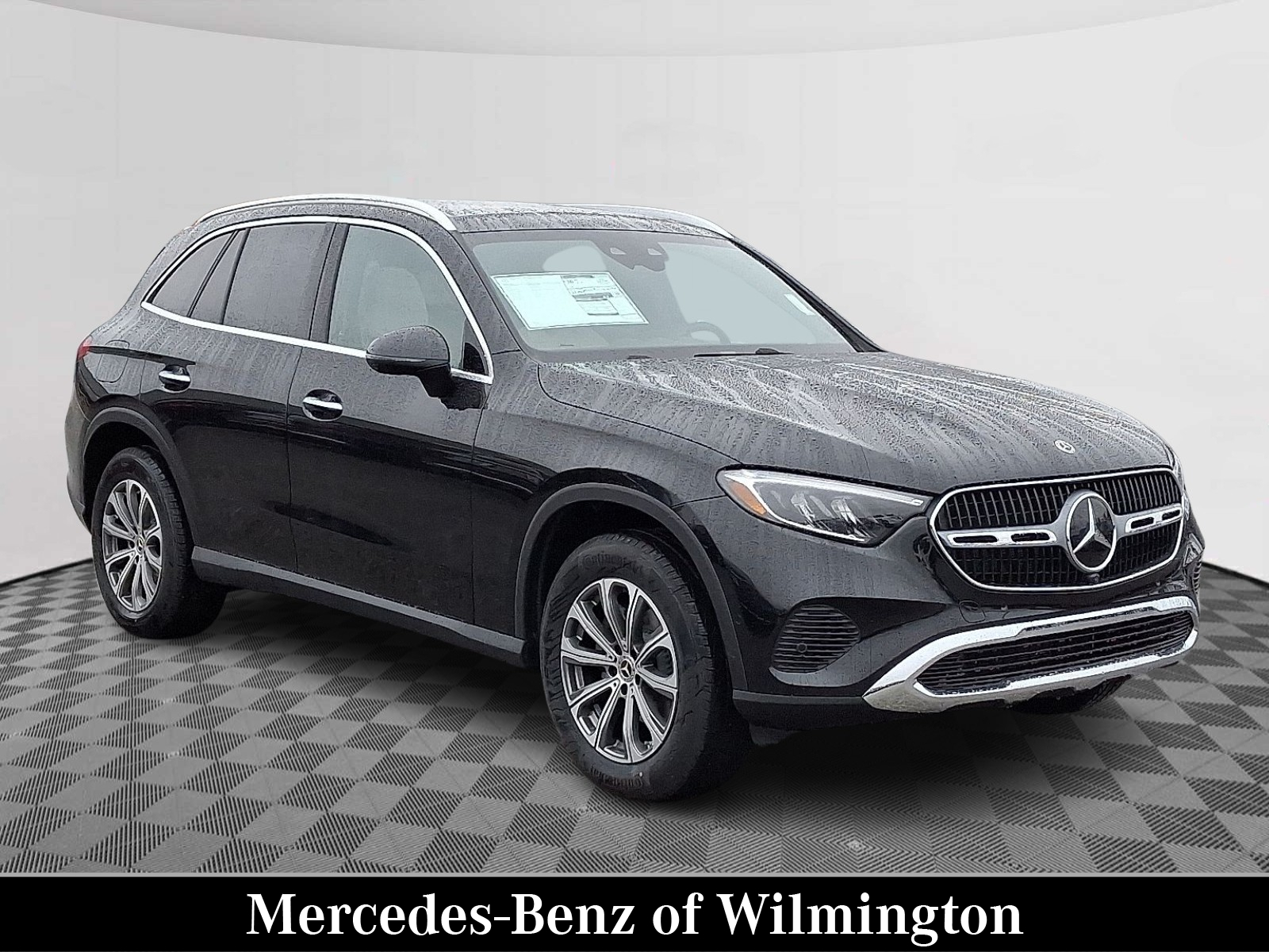 2026 Mercedes-Benz GLC Base's photo