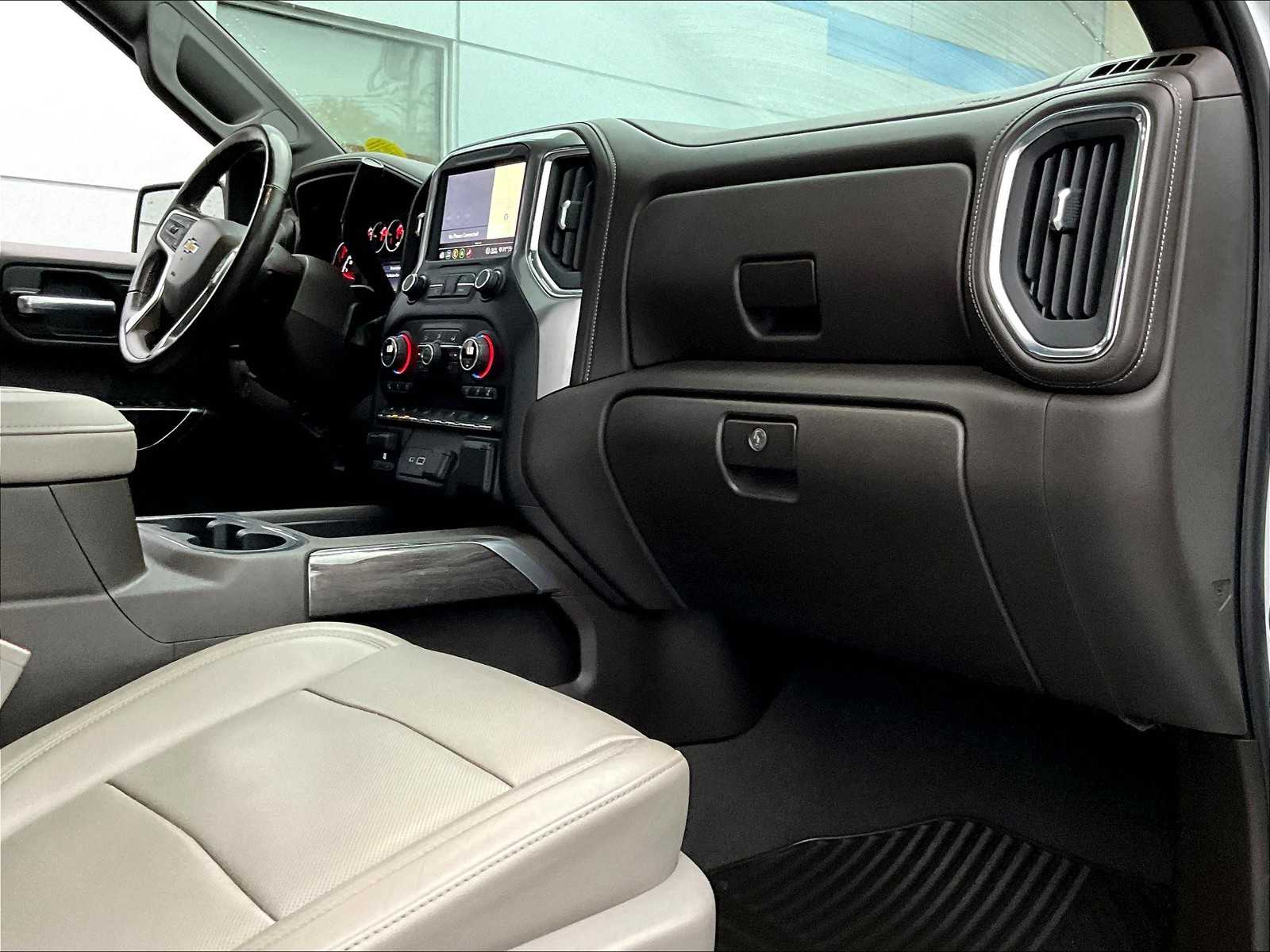 2020 Chevrolet Silverado 1500 LTZ photo 14