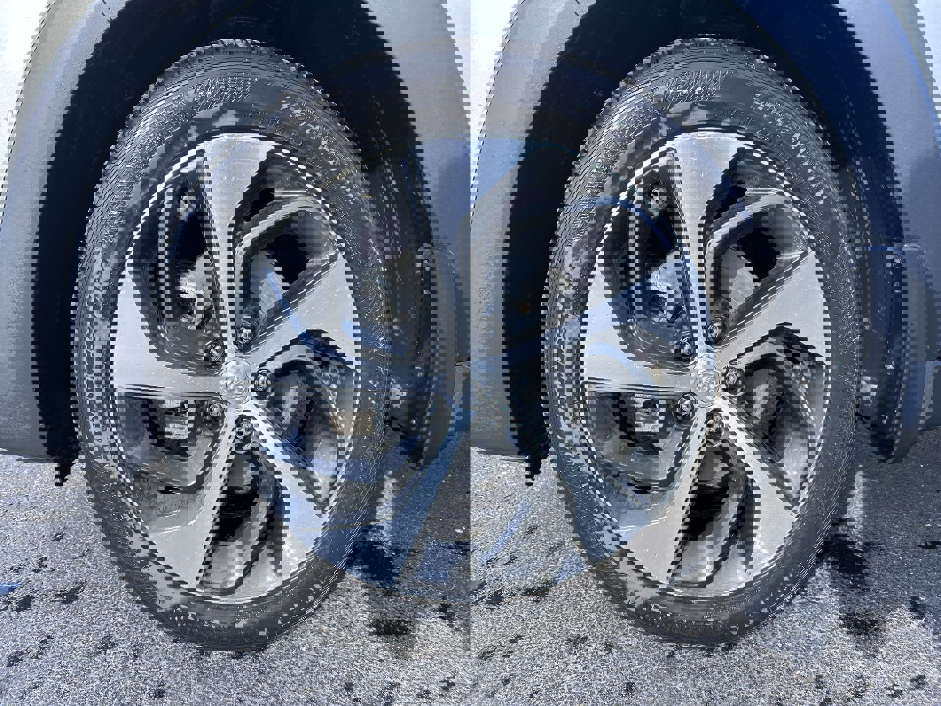 Used 2018 Hyundai Tucson Value with VIN KM8J3CA21JU626952 for sale in Kansas City