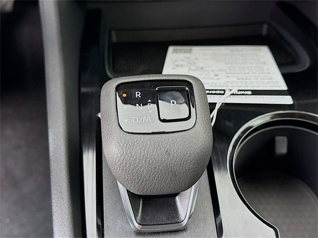 2026 Nissan Rogue SV photo 15