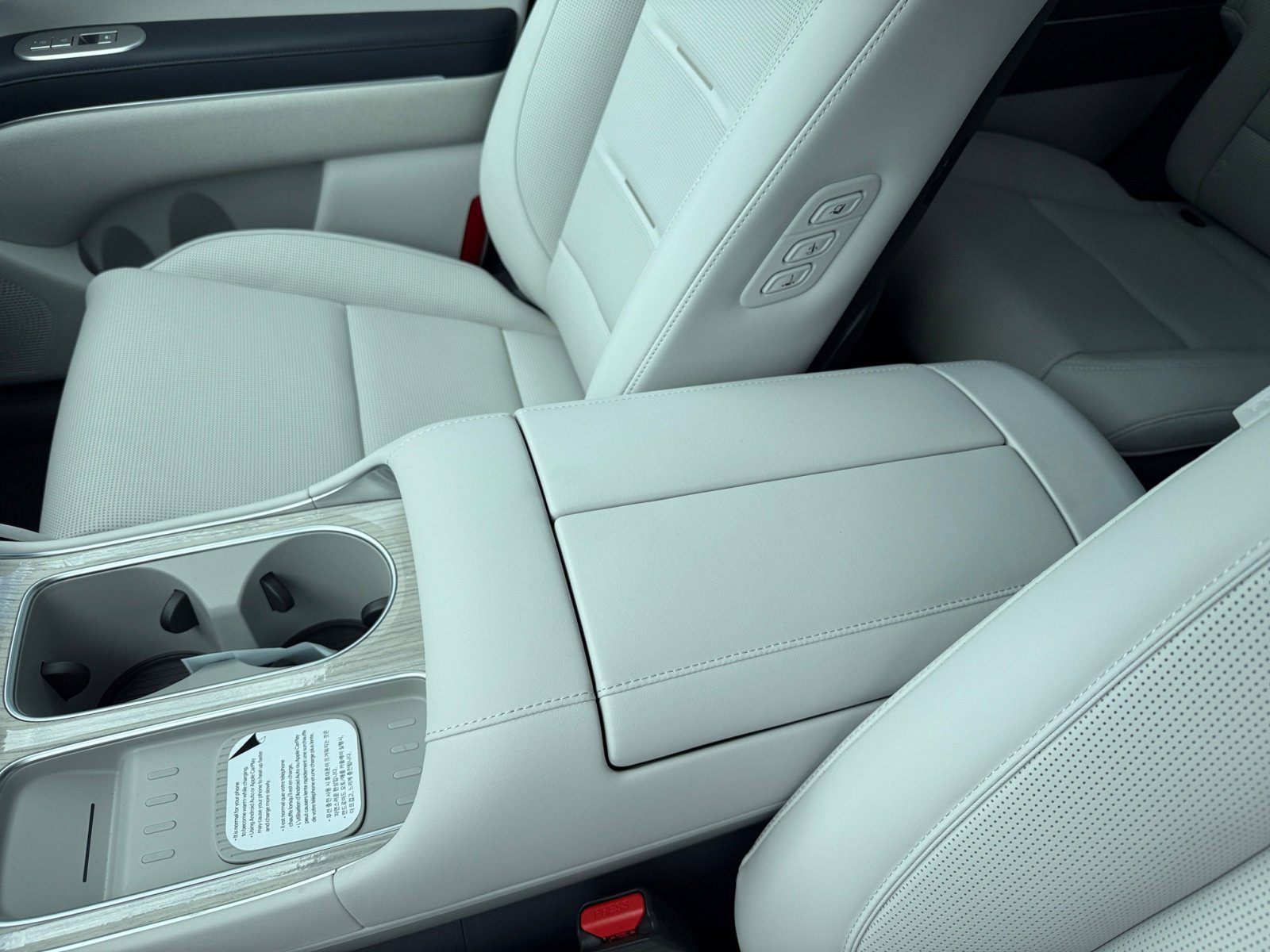 2026 Hyundai Palisade Calligraphy photo 14