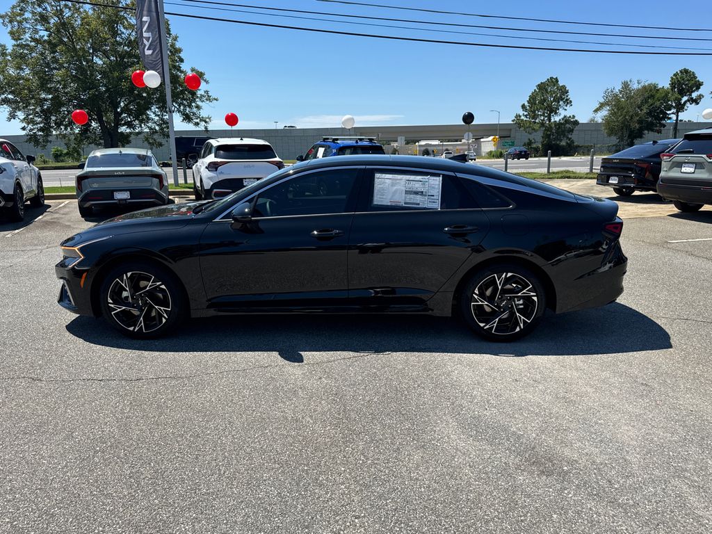 2025 Kia K5 GT-Line photo 6