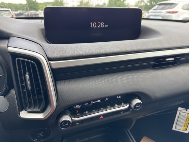 2025 Mazda CX-50 2.5 S Preferred photo 4
