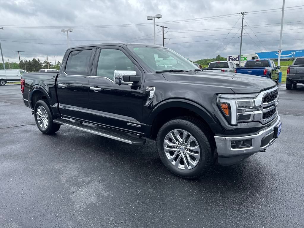 2025 Ford F-150 Lariat photo 4