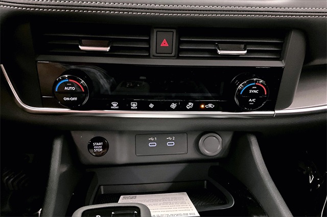 2025 Nissan Rogue SV photo 23