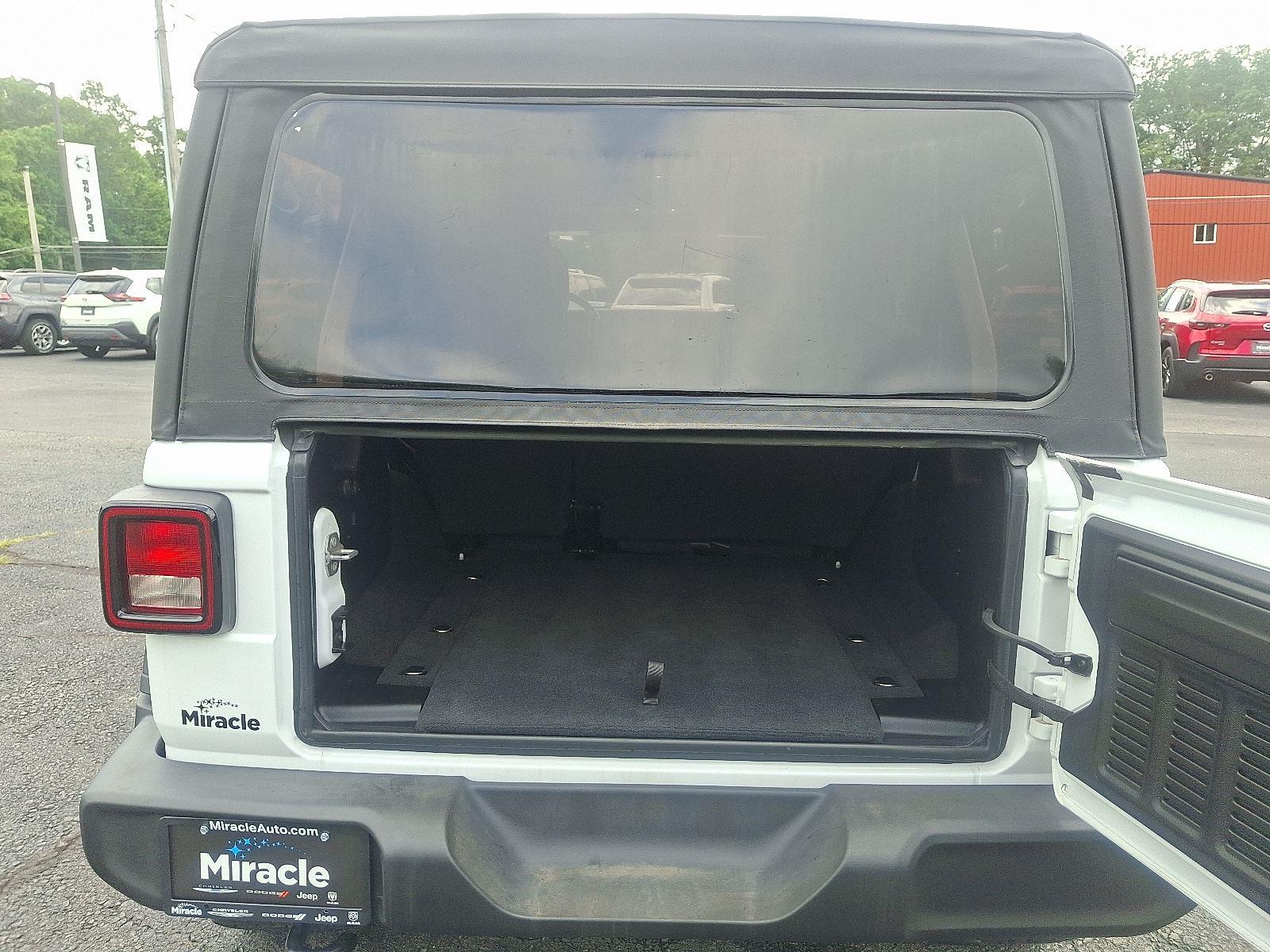 2021 Jeep Wrangler Unlimited Willys Sport photo 23