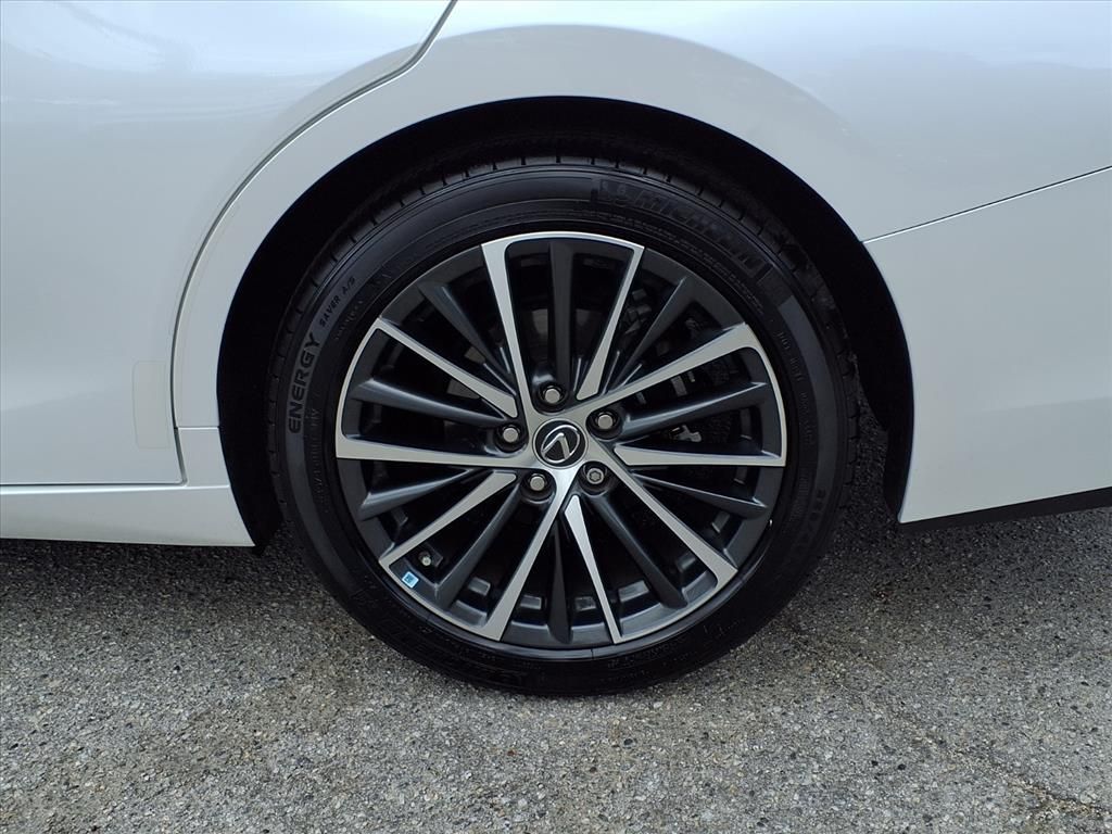 2023 Lexus ES 350 photo 4