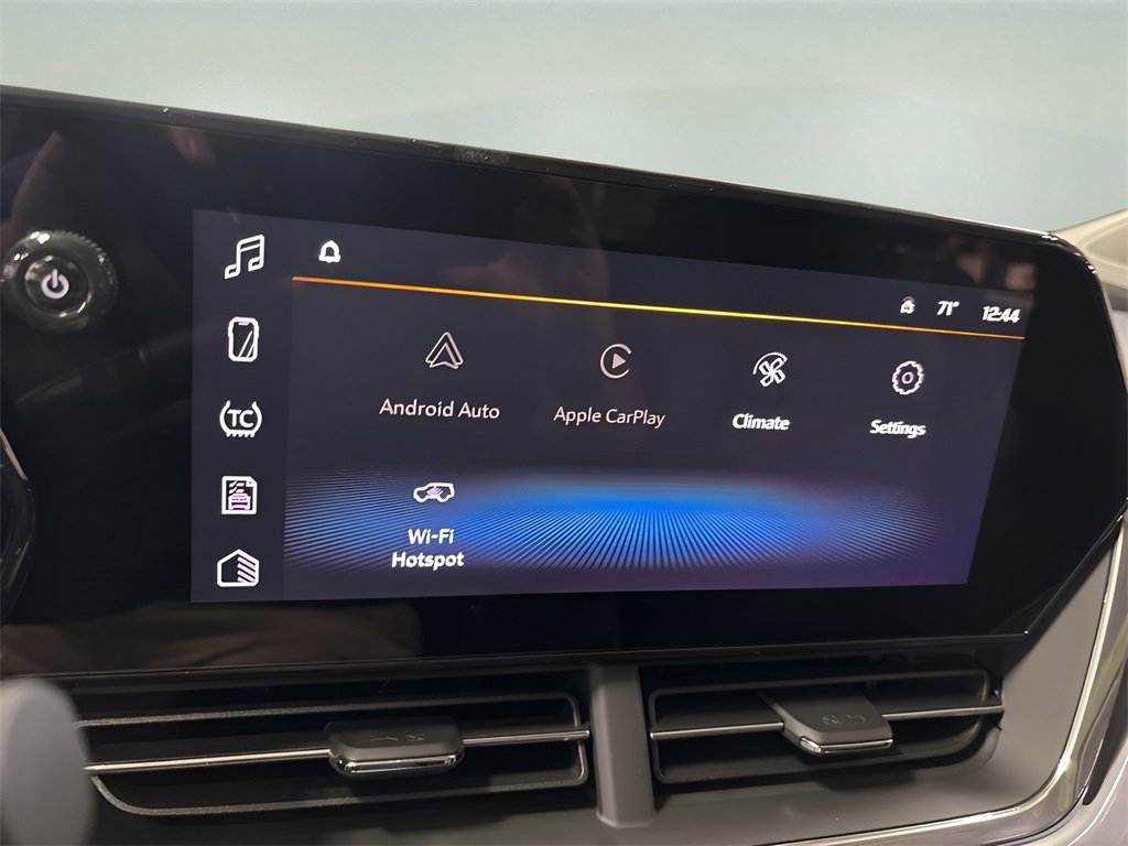 2025 Chevrolet Trax LT photo 10