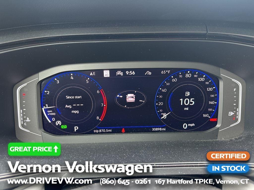 2022 Volkswagen Taos SEL photo 11