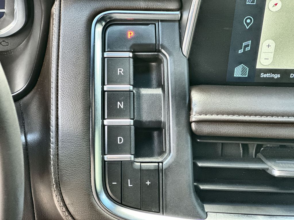 2023 Chevrolet Tahoe Z71 photo 16