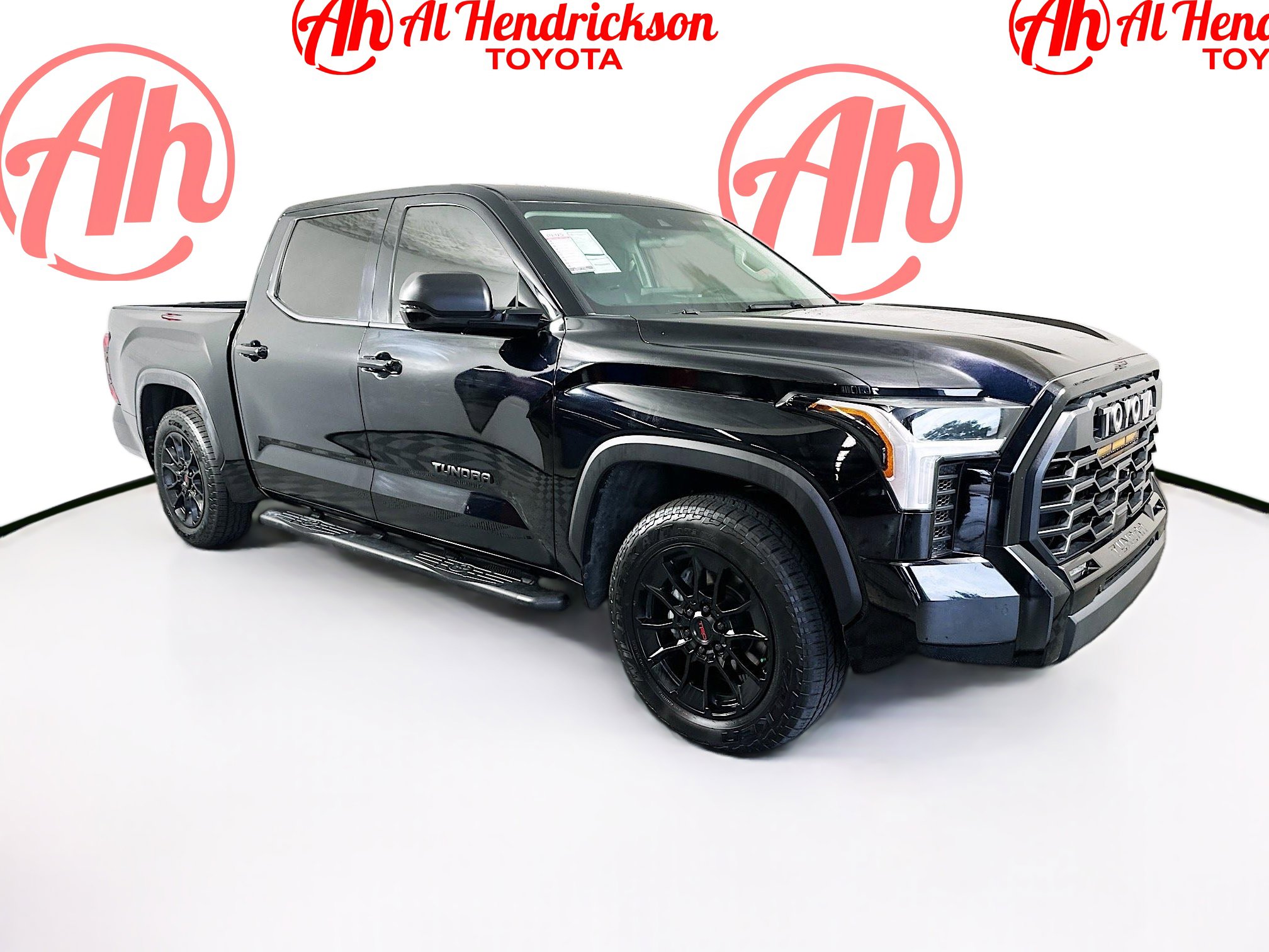 2022 Toyota Tundra SR5's photo