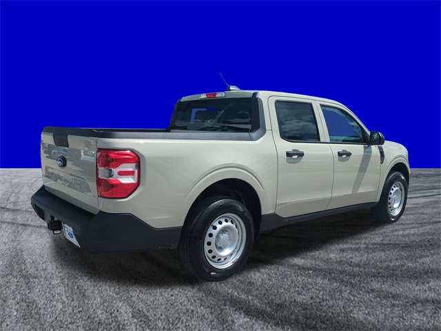 2025 Ford Maverick XL photo 2
