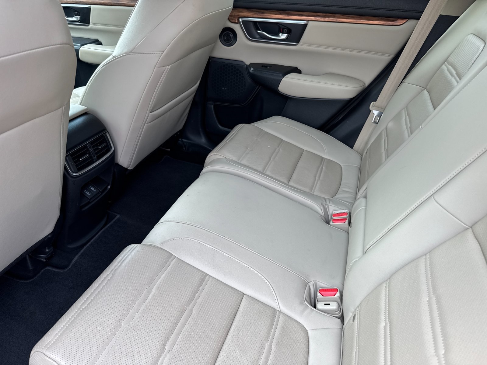 2018 Honda CR-V Touring photo 10