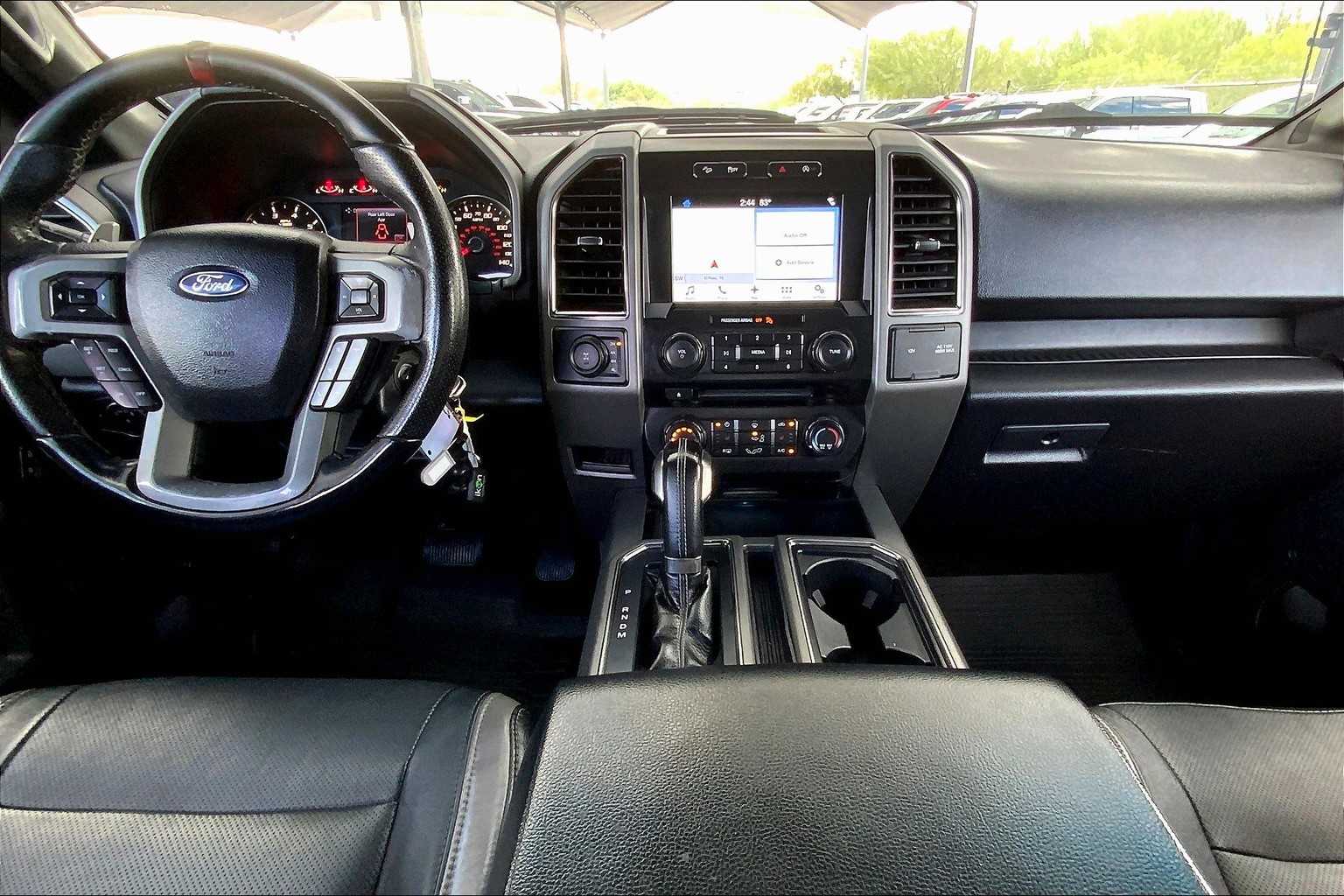 2017 Ford F-150 Raptor photo 13
