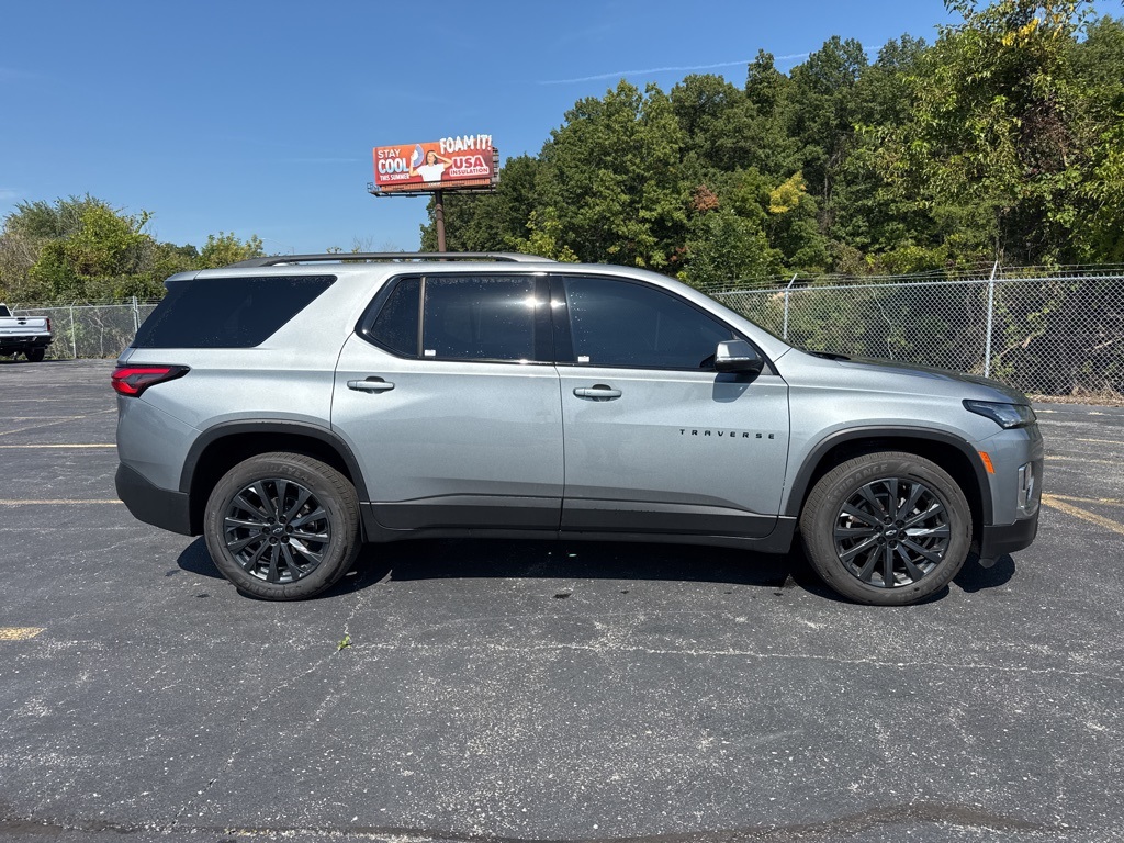 2023 Chevrolet Traverse RS photo 6