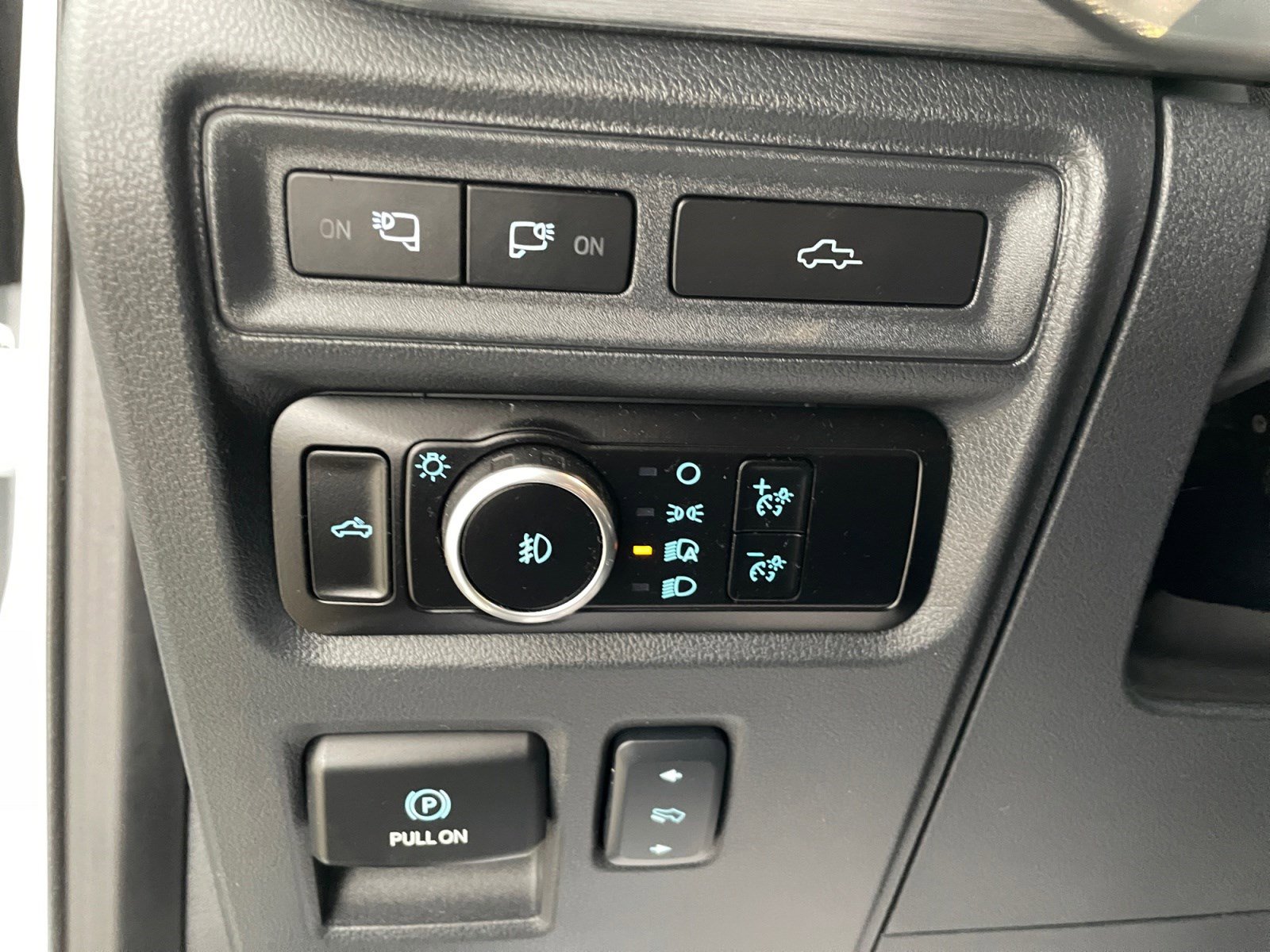 2023 Ford F-150 Lariat photo 19
