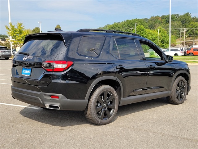 2025 Honda Pilot Black Edition photo 3