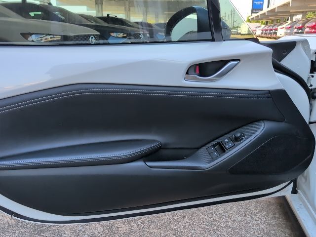2025 Mazda MX-5 Miata Miata photo 13