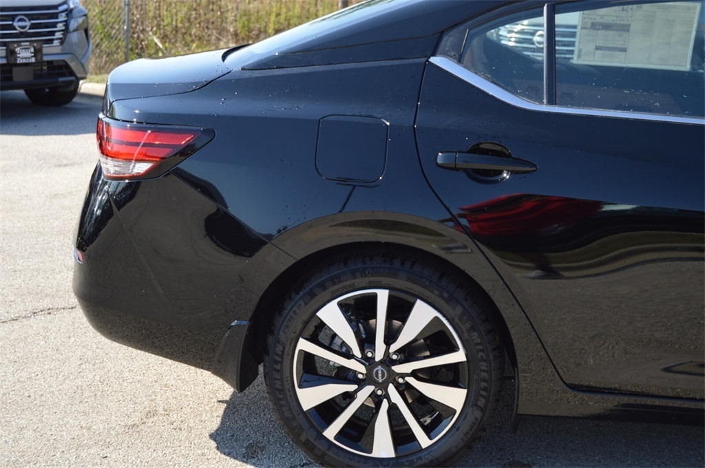 2025 Nissan Sentra SV photo 5