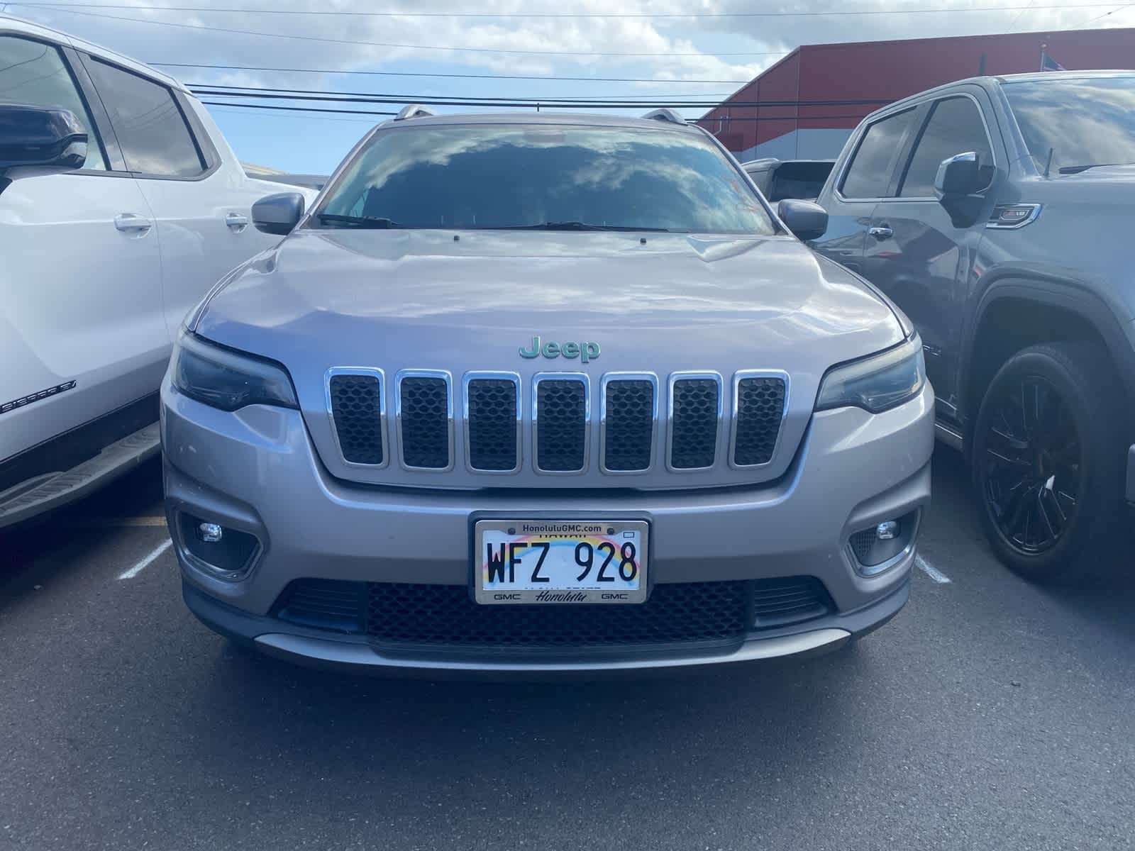 2019 Jeep Cherokee Limited photo 2