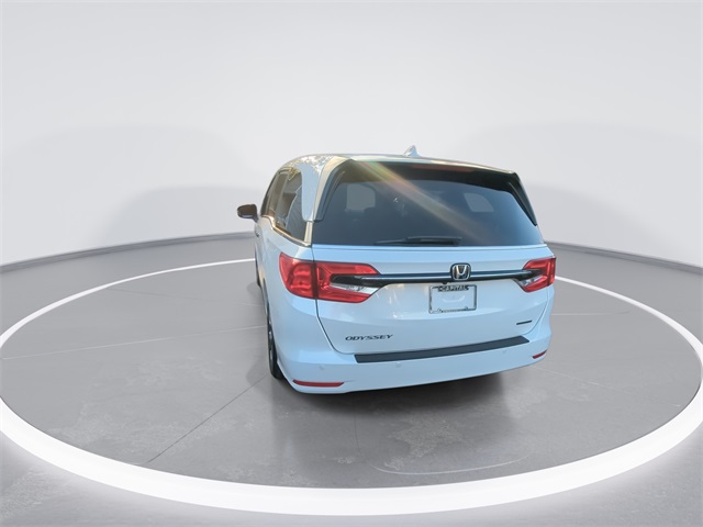 2021 Honda Odyssey Touring photo 7