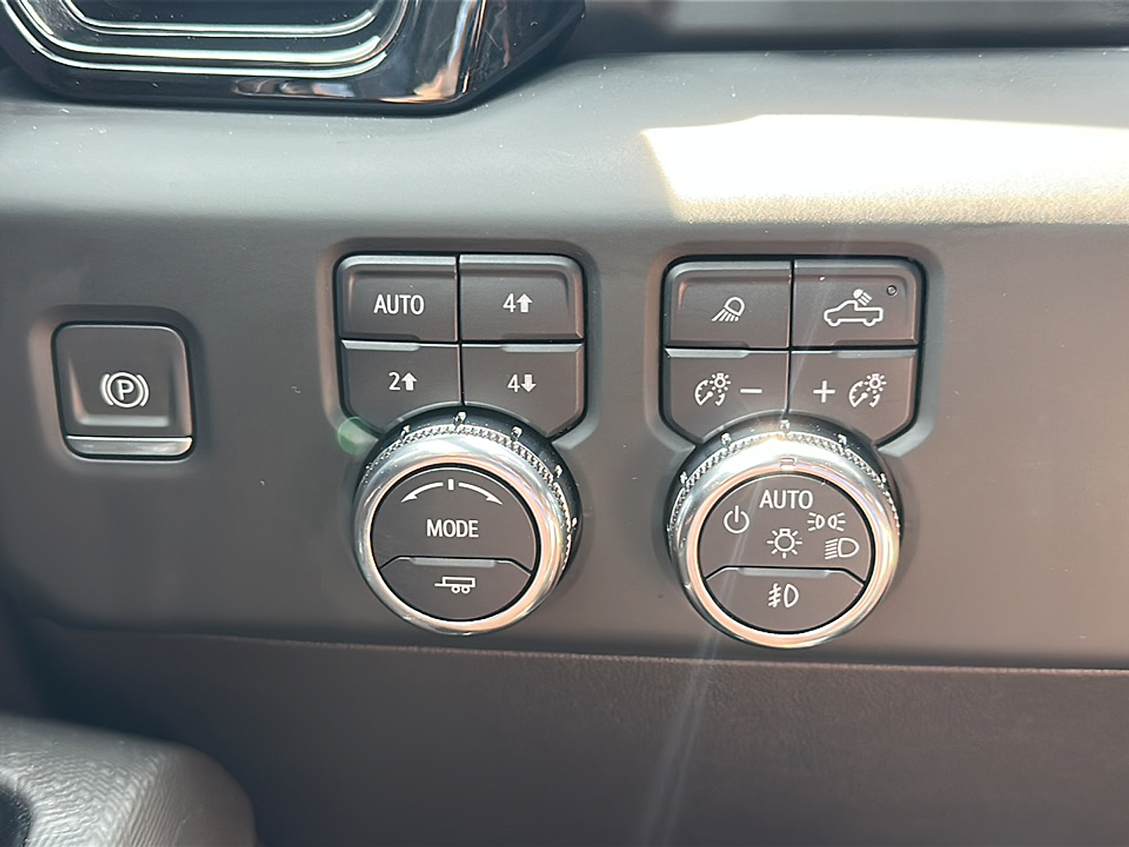 2024 Gmc Sierra 1500 AT4X photo 16
