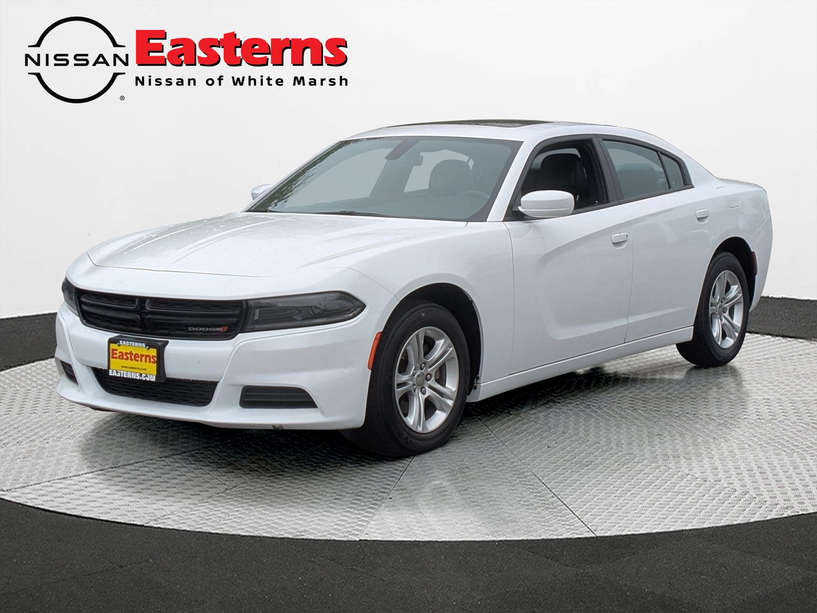 2022 Dodge Charger SXT photo 2