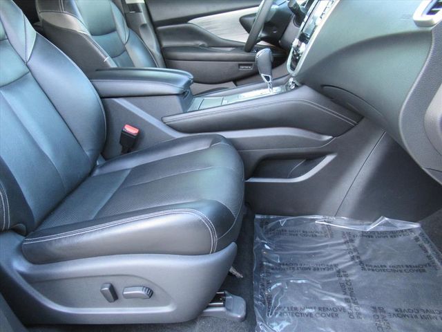 2017 Nissan Murano Platinum photo 9