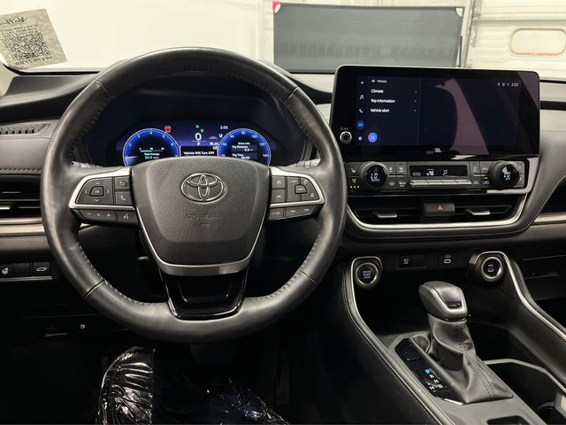2024 Toyota Grand Highlander Platinum photo 4