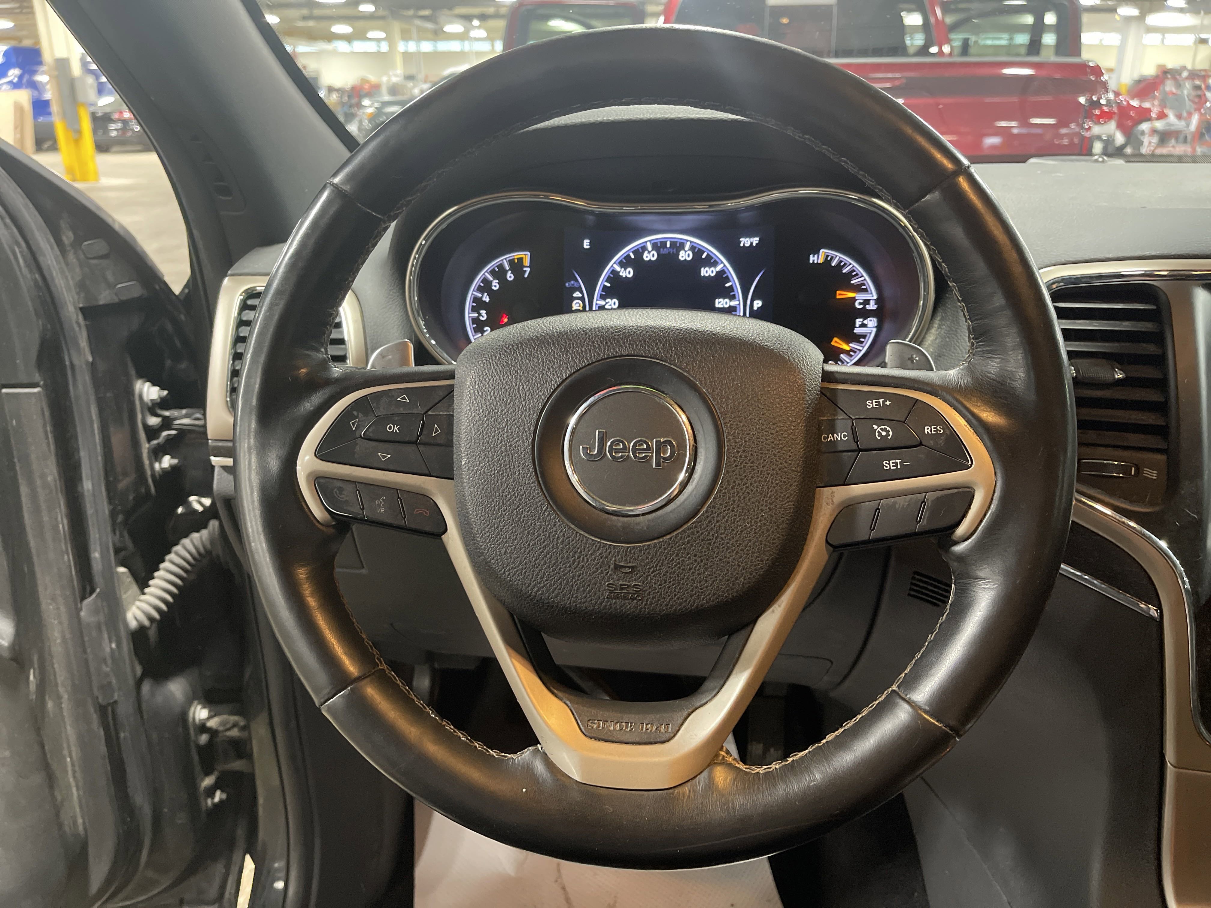 2016 Jeep Grand Cherokee Limited photo 8