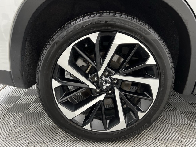 2024 Mitsubishi Outlander SE Ralliart photo 44
