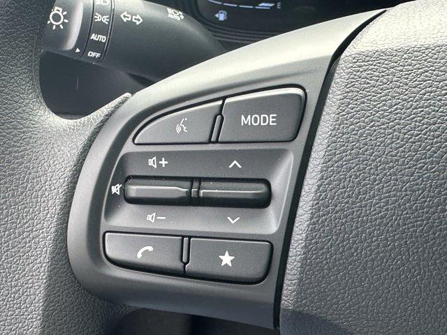 2025 Hyundai Venue SE photo 20