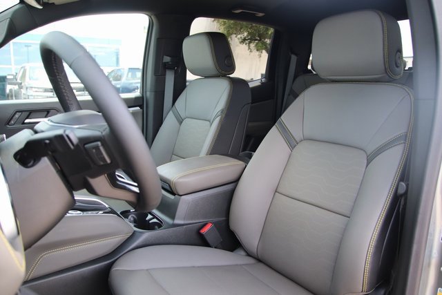 2025 Chevrolet Colorado ZR2 photo 13