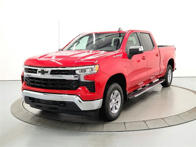 2025 Chevrolet Silverado 1500 LT photo 3