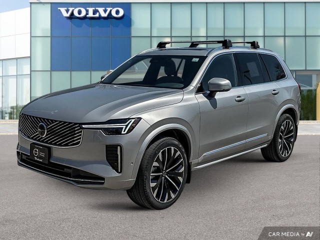 2025 Volvo XC90 Plus Bright Theme