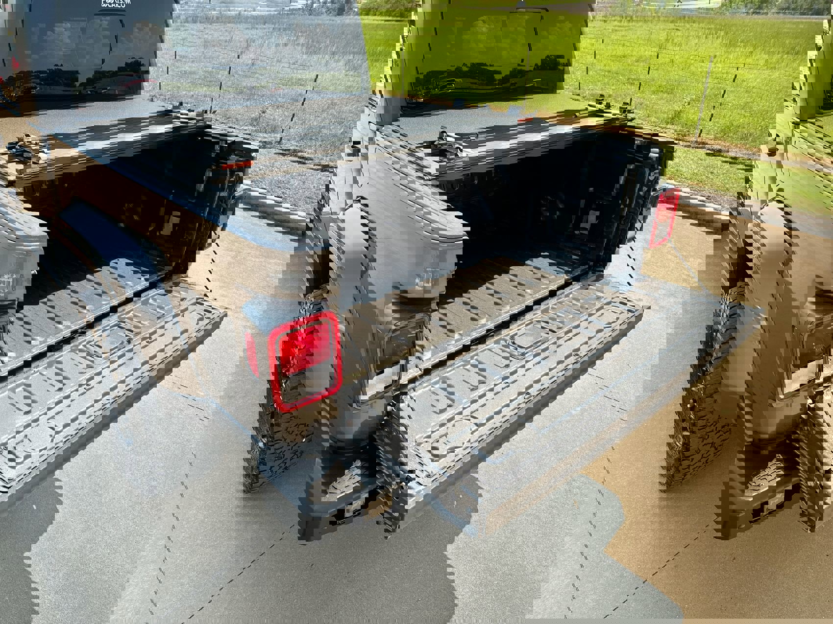 2023 Jeep Gladiator Freedom photo 21