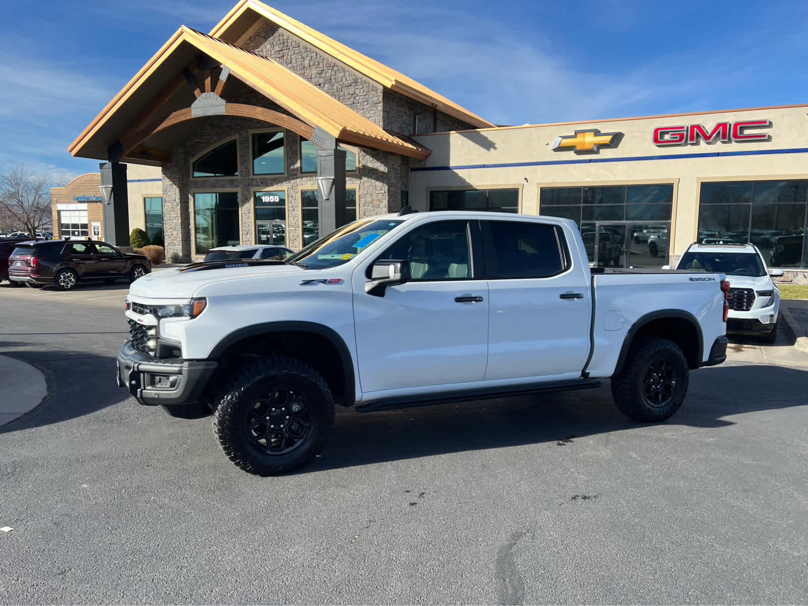 2024 Chevrolet Silverado 1500 ZR2's photo