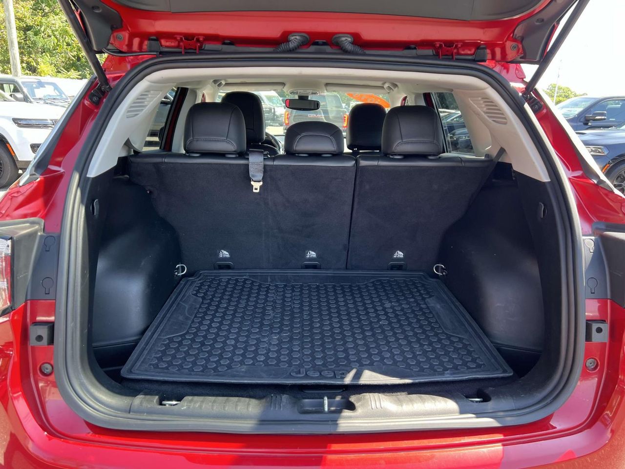 2019 Jeep Compass Latitude photo 8