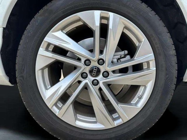 2023 Audi Q7 45 Premium photo 34