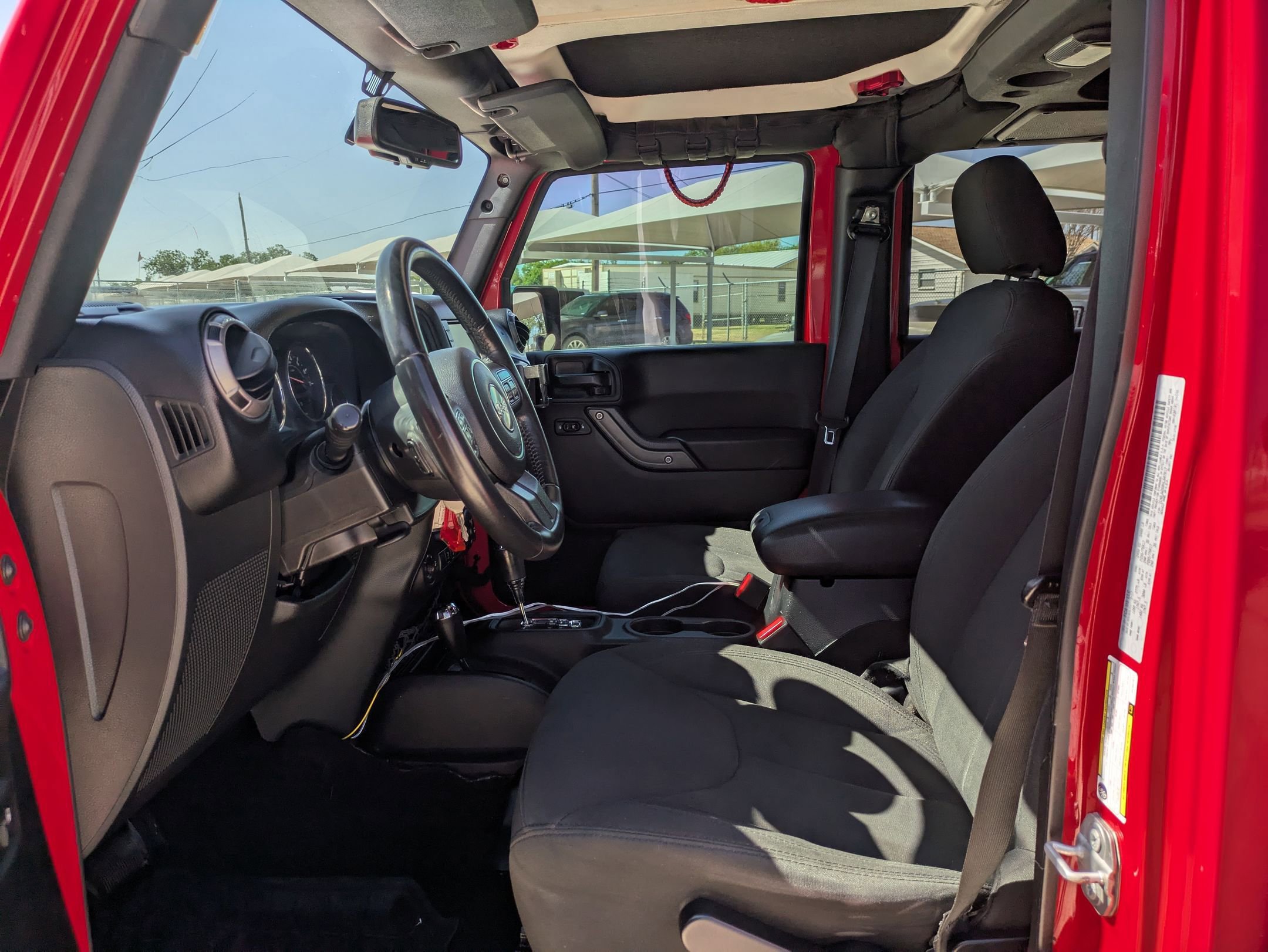 2017 Jeep Wrangler Unlimited Sport photo 9